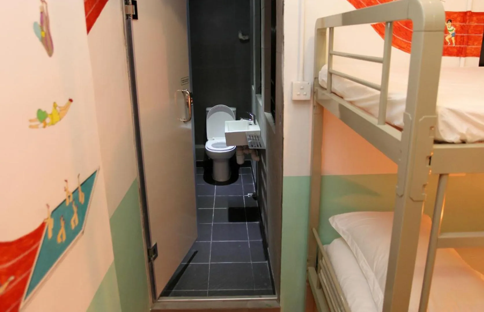 Hop Inn Гонконг 0*,  Китай